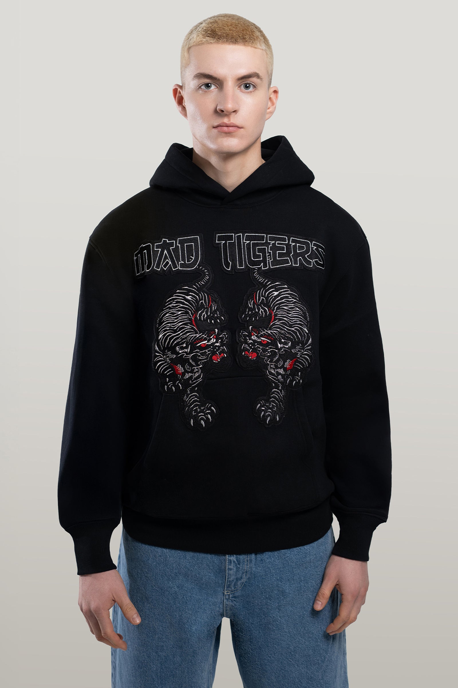 Mr.TigersブラックL Black Tigers Hoodie- Jet Black – MAD TIGERS