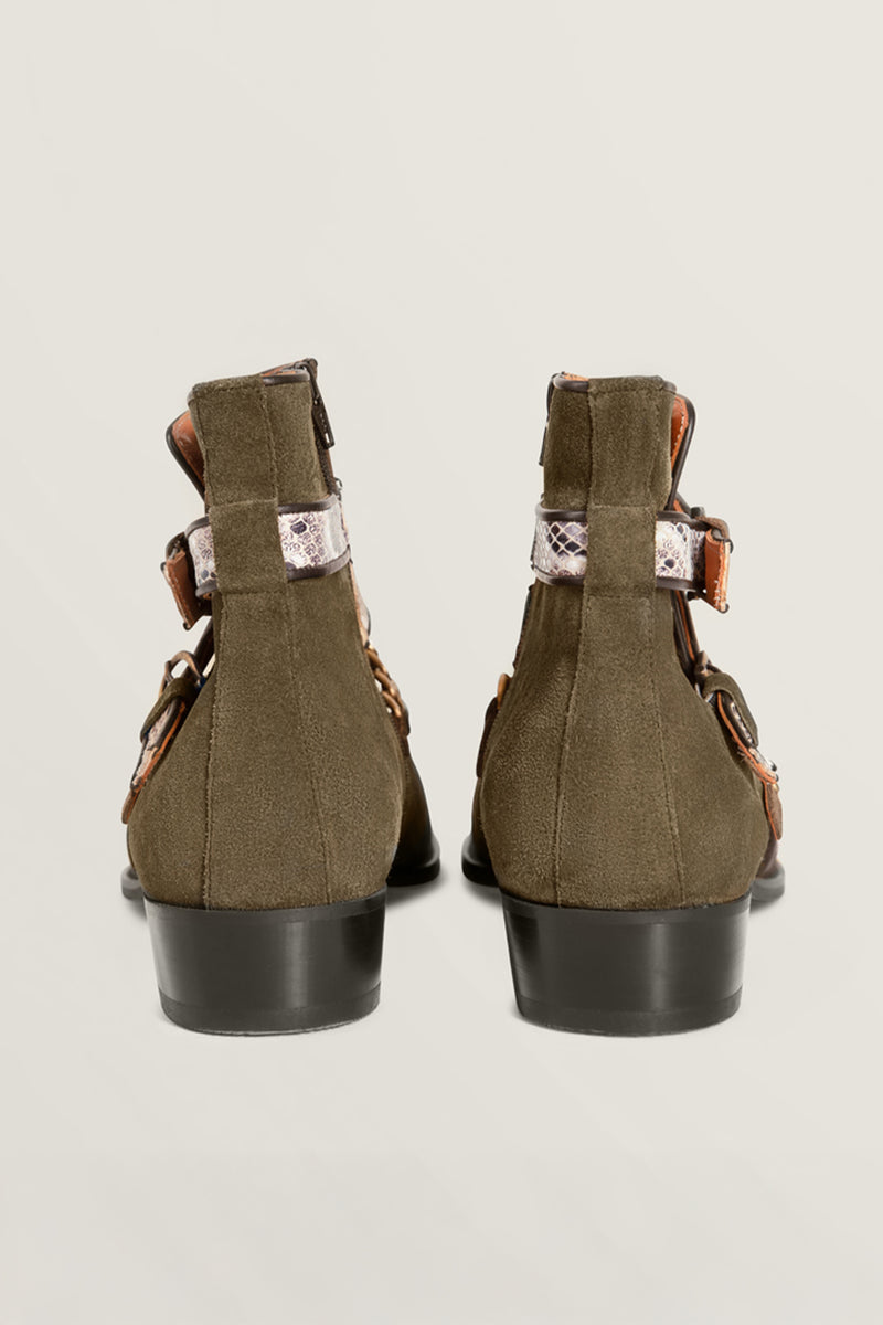SNAKE BUCKLE KHAKI BOOTS