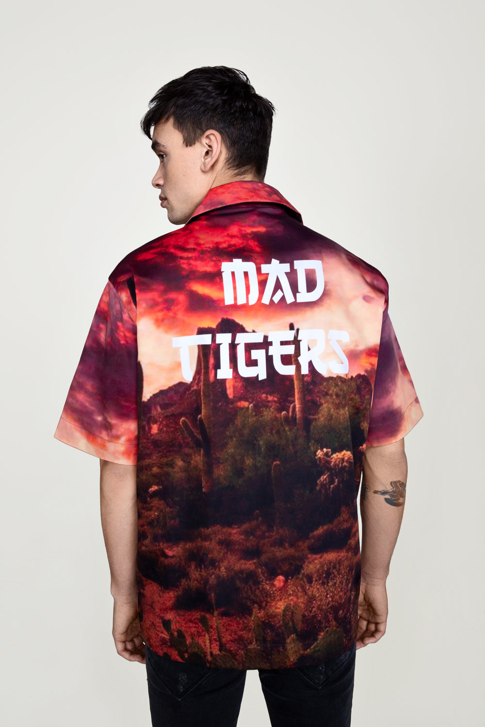 LAS VEGAS BOWLING SHIRT – MAD TIGERS